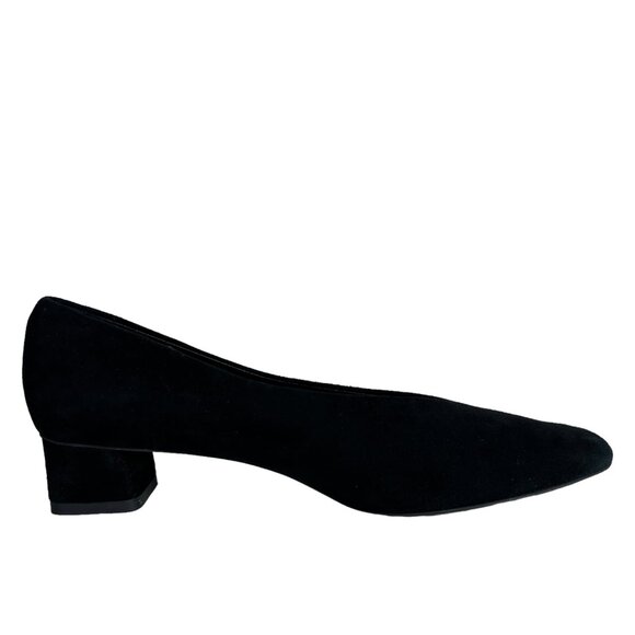 Everlane The V Heel in Black Suede Leather Square Heel Italian Pumps Size 5 ½ - Picture 8 of 12